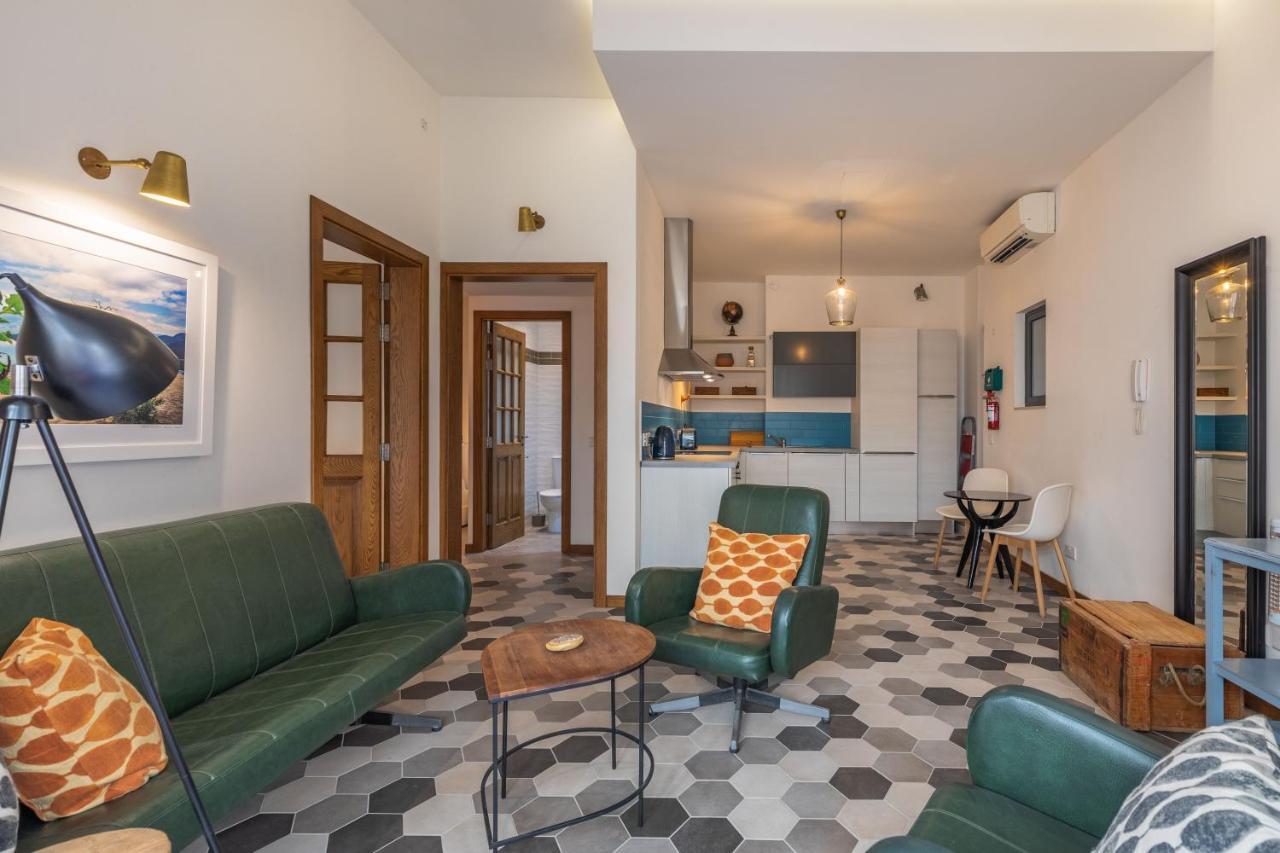 Apartment Two Bedroom Close To The Sea